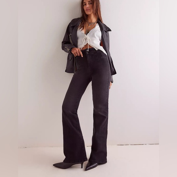 Free People We The Free Jayde Flare Jeans High-Waisted Black Size 31 - Picture 5 of 13